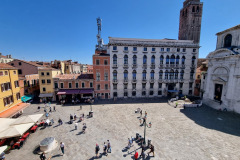 Uitzicht vanuit onze hotelkamer op het Campo San Geremia